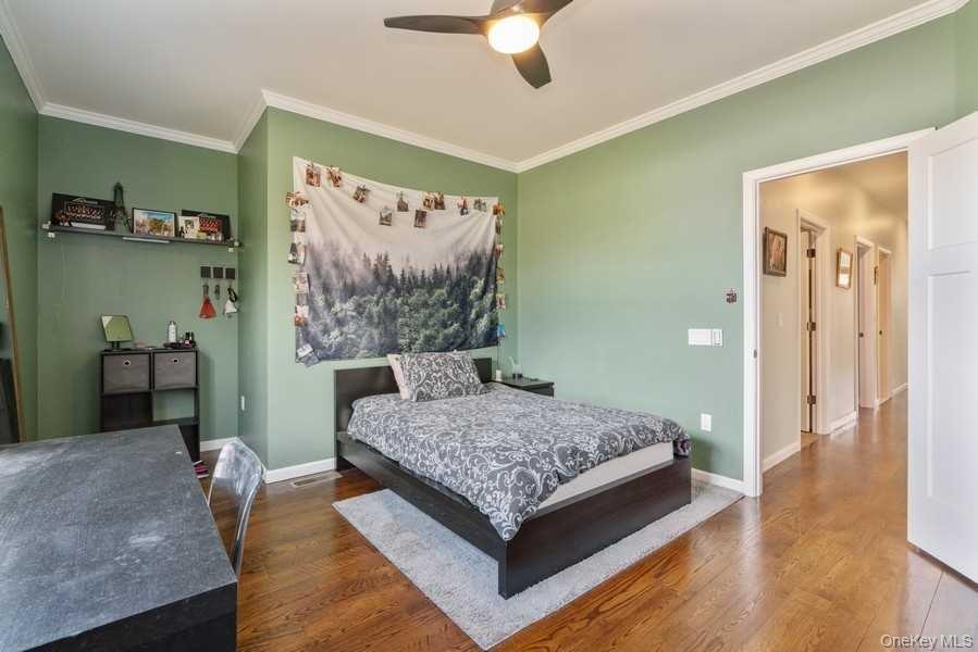 Milton, New York 12547, United States, 3 Bedrooms Bedrooms, ,2 BathroomsBathrooms,Residential,Active,237042