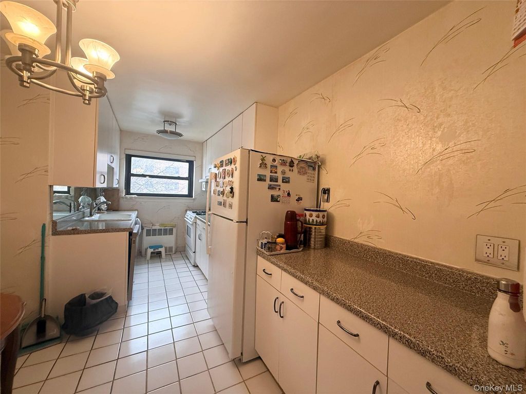 Photo of 13825 31st Drive #2F, Flushing, NY 11354 (MLS # 961642)