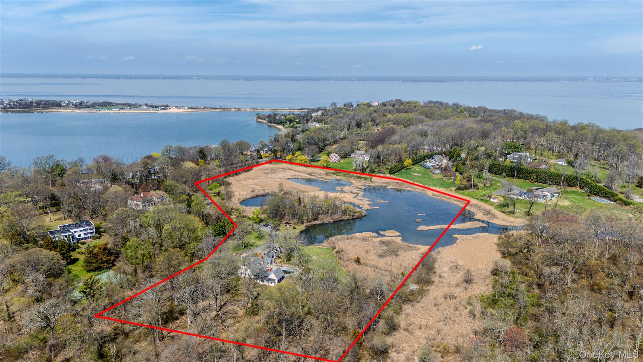 235 Centre Island Road