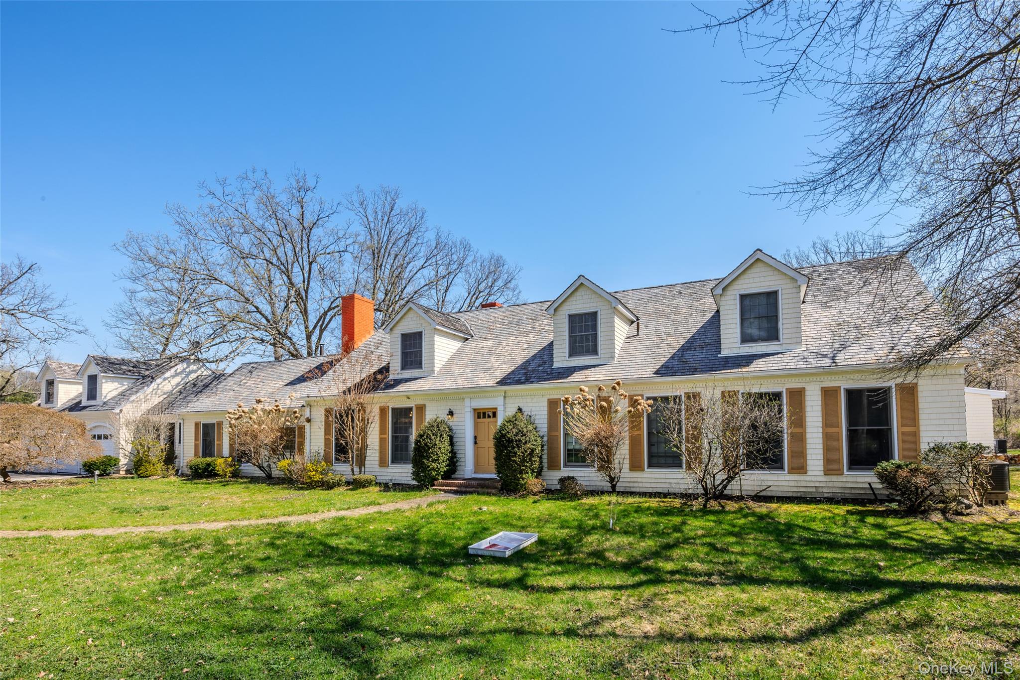 235 Centre Island Road