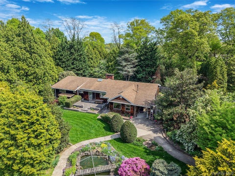 Homes For Sale - 280 Deforest Road<br/> Dix Hills, NY 11746