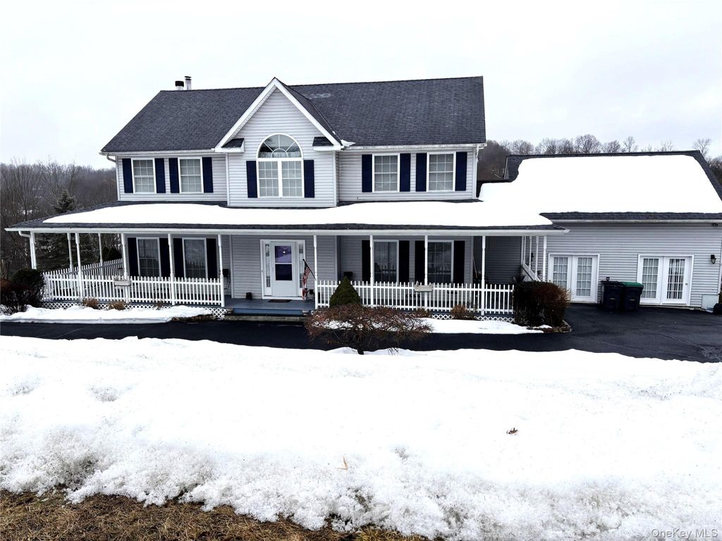 Photo of 2 Melissa Lane, Washingtonville, NY 10992 (MLS # 963847)