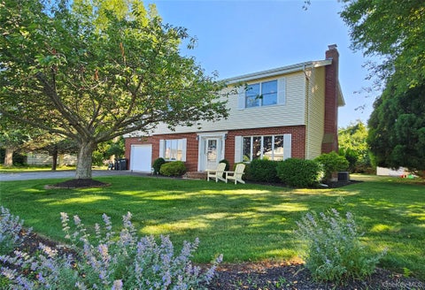Homes For Rent - 3650 Bay Shore Road<br/> Greenport, NY 11944