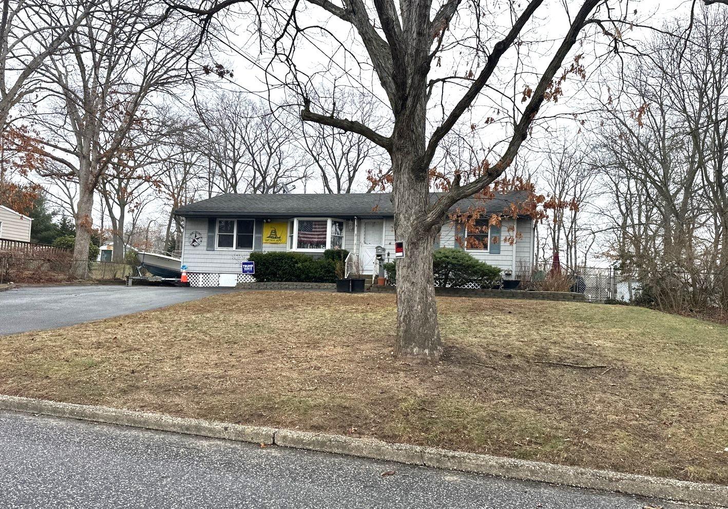 Property for Sale at Fawn Lane, South Setauket, Hamptons, NY - Bedrooms: 3 
Bathrooms: 2  - $585,000