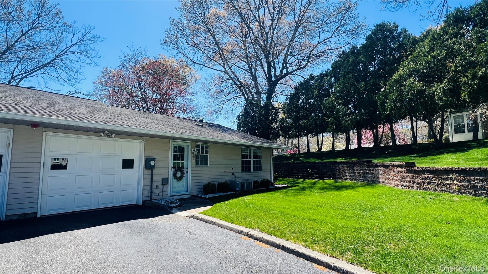399 Woodbridge A