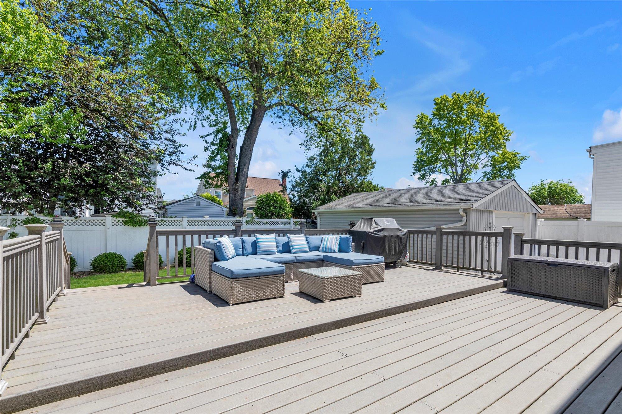 2389 Spruce Street, Seaford, New York image 21