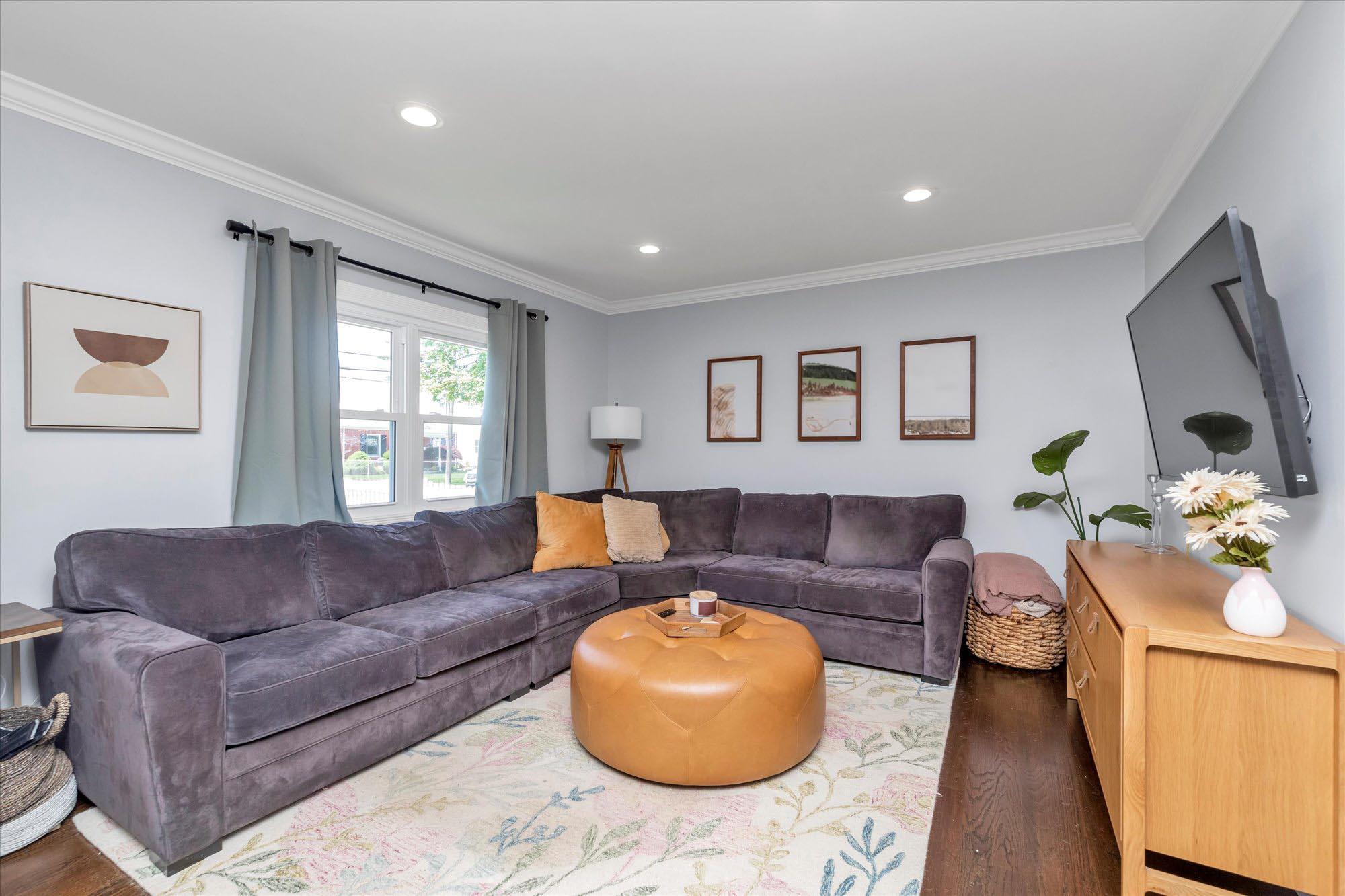 2389 Spruce Street, Seaford, New York image 3