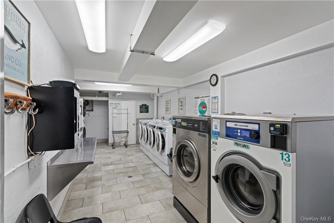 33 William Street L1