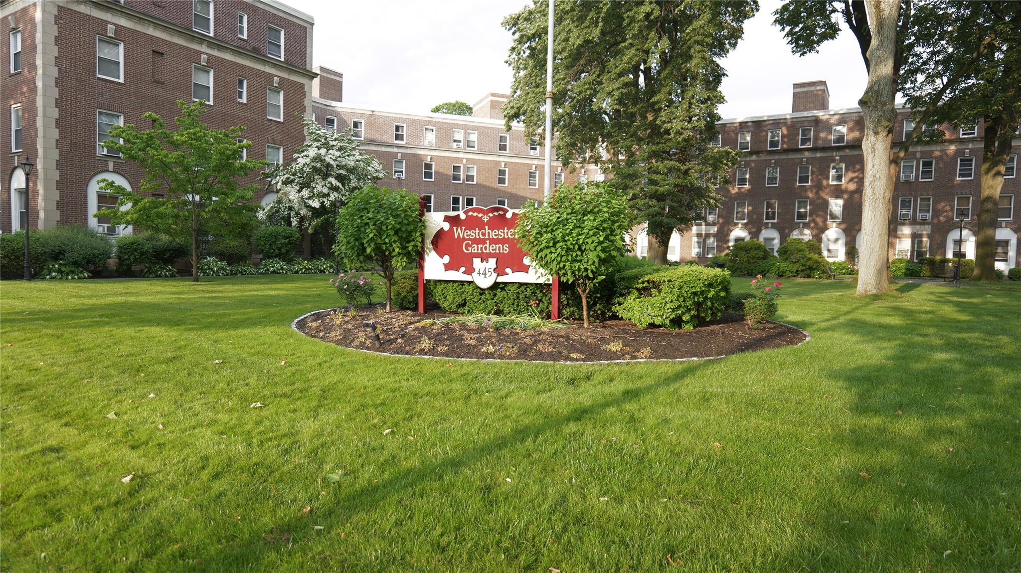 Property for Sale at Gramatan Avenue Hc2, Mount Vernon, New York - Bedrooms: 2 
Bathrooms: 1 
Rooms: 4  - $220,000