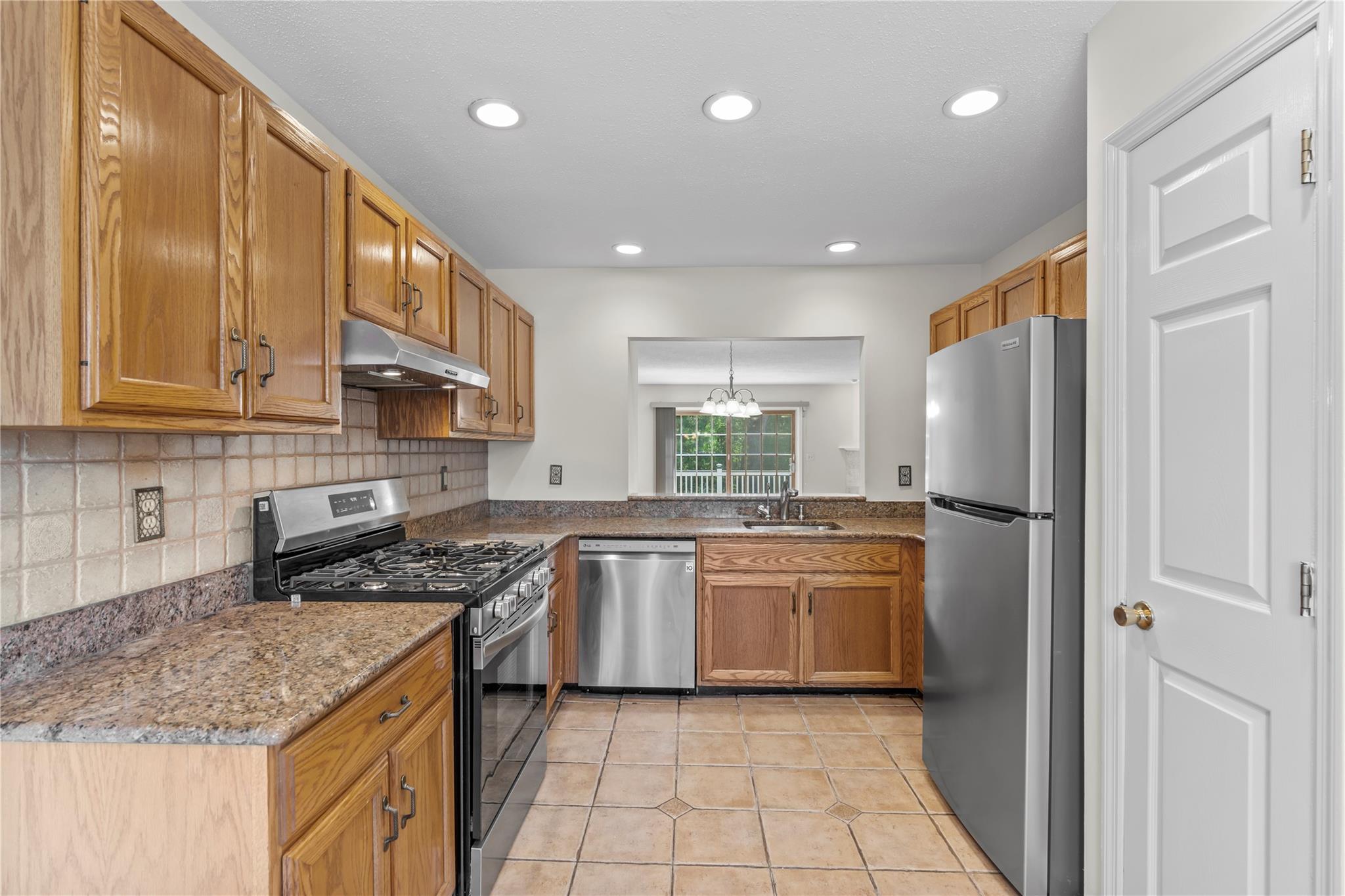 1102 Scarborough Drive, Brewster, New York image 5