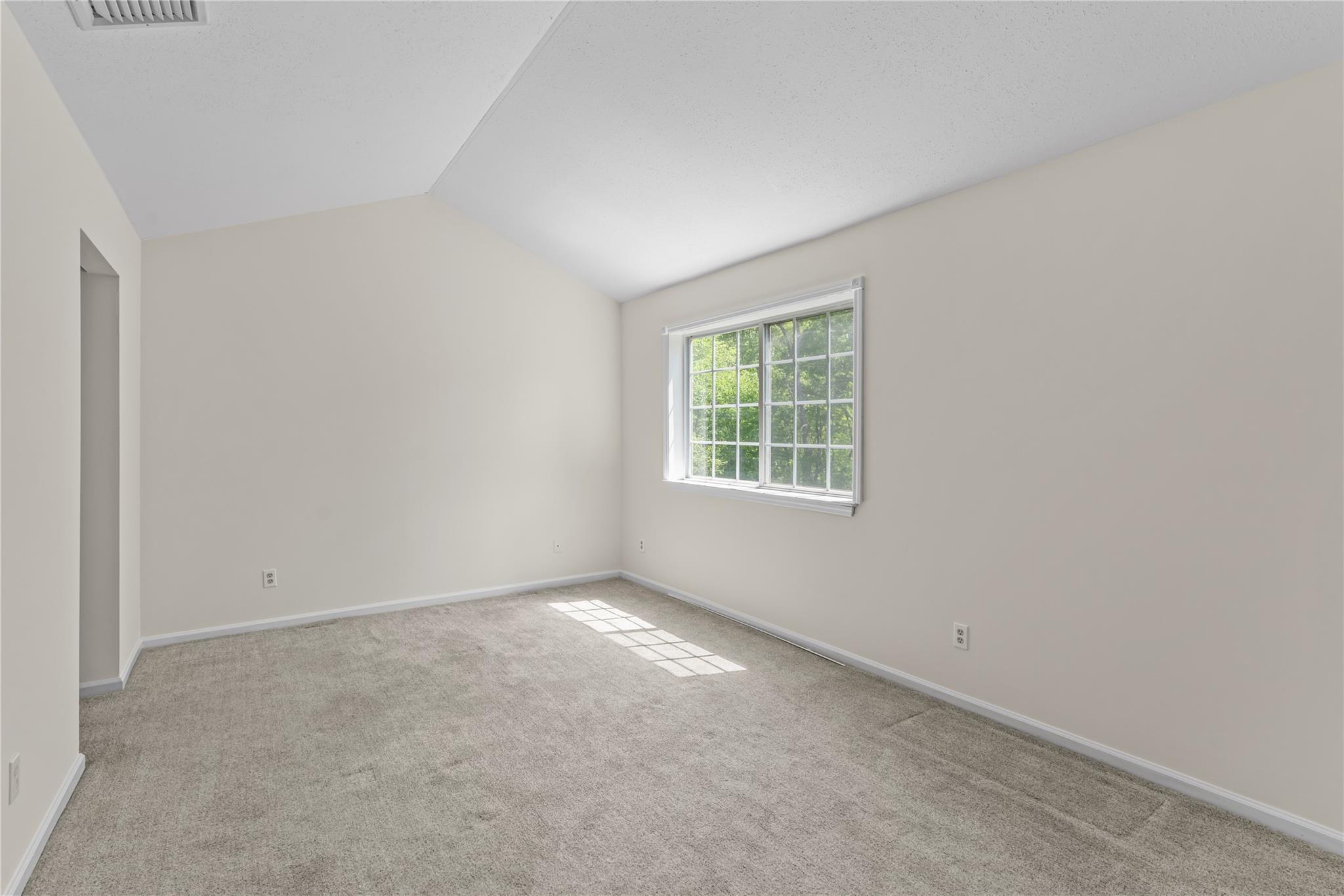 1102 Scarborough Drive, Brewster, New York image 10