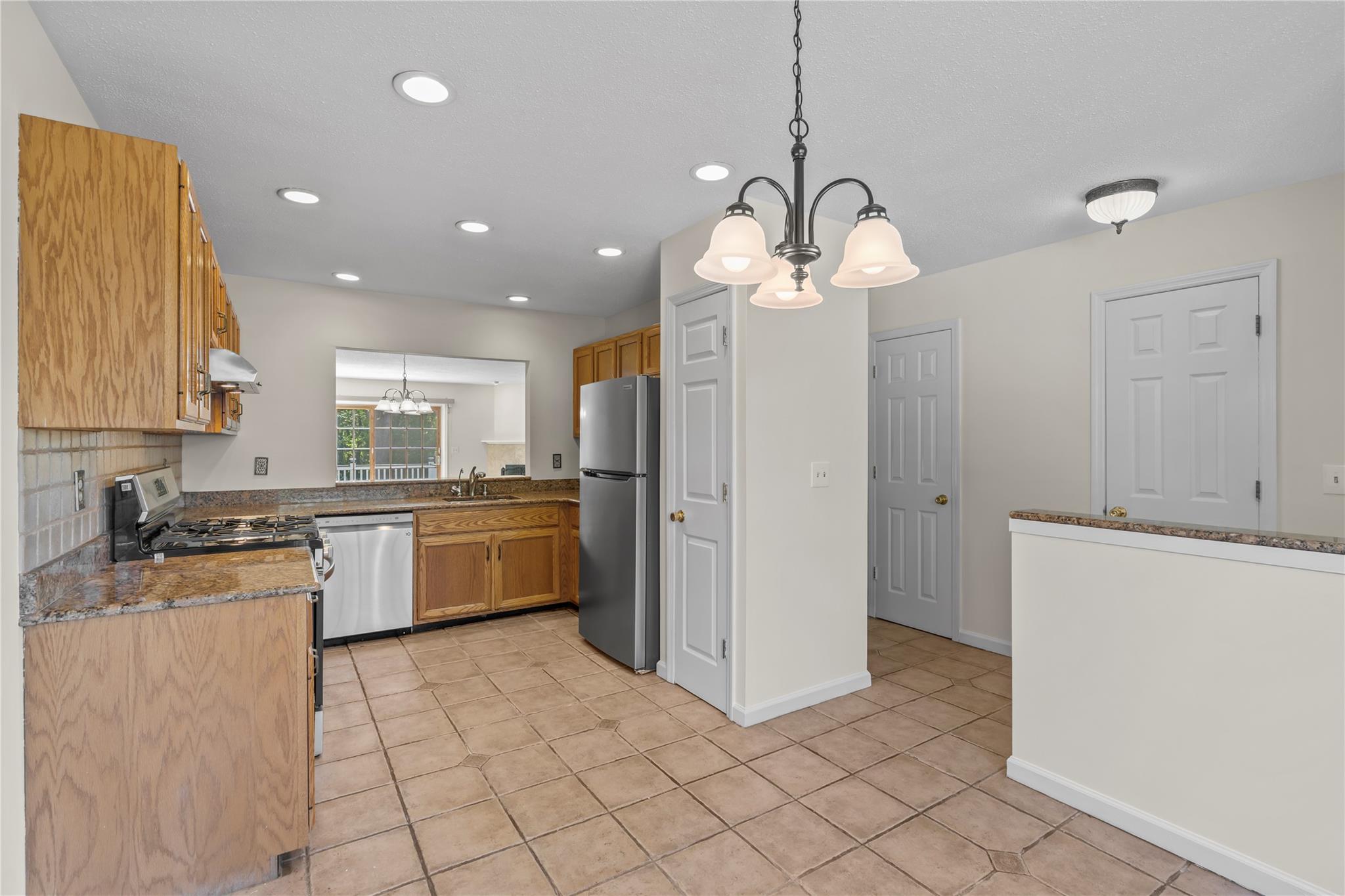 1102 Scarborough Drive, Brewster, New York image 7
