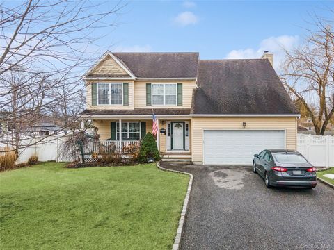 Homes For Sale - 80 Fairview Avenue<br/> Islip Terrace, NY 11752