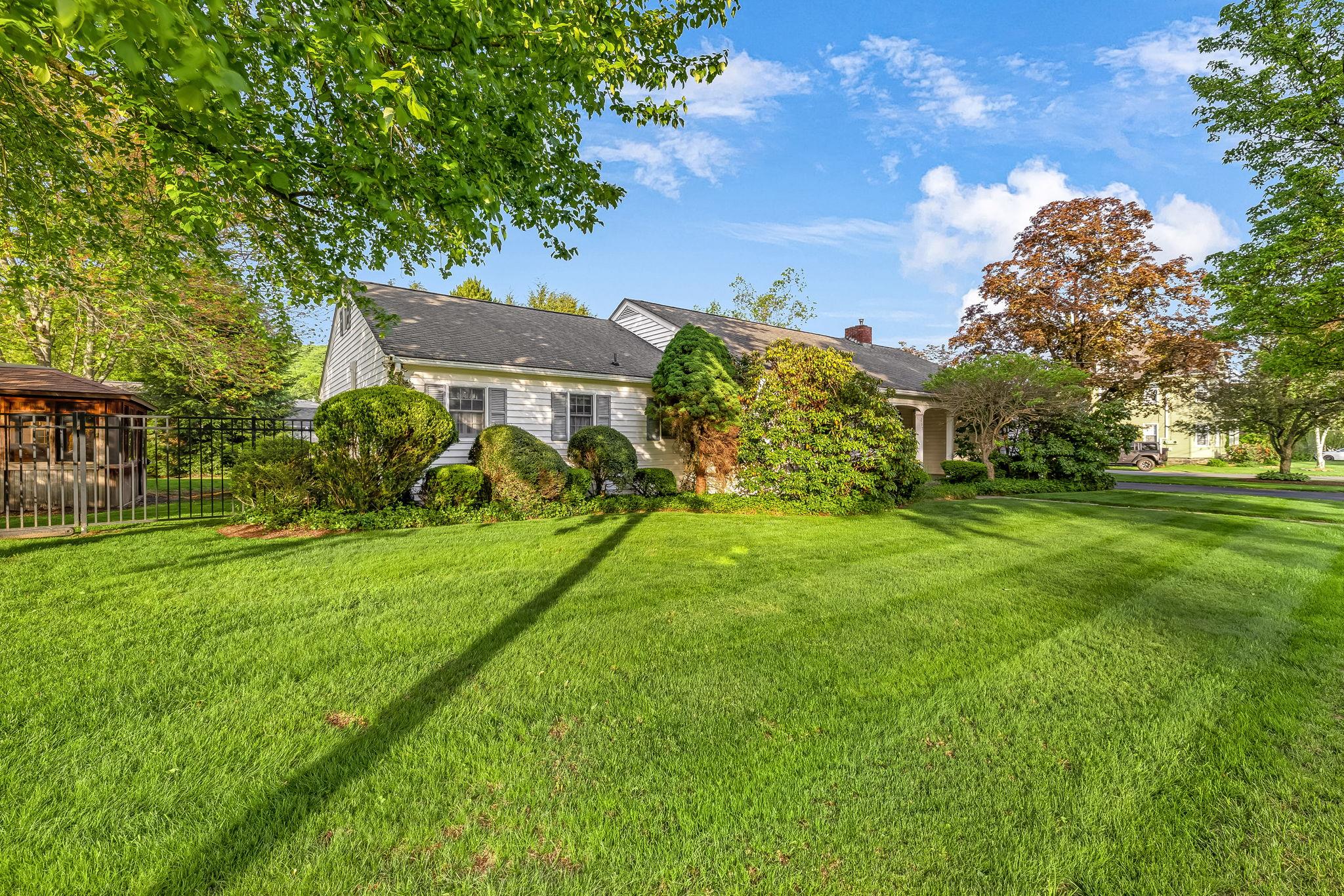 257 W Main Street, Port Jervis, New York image 2