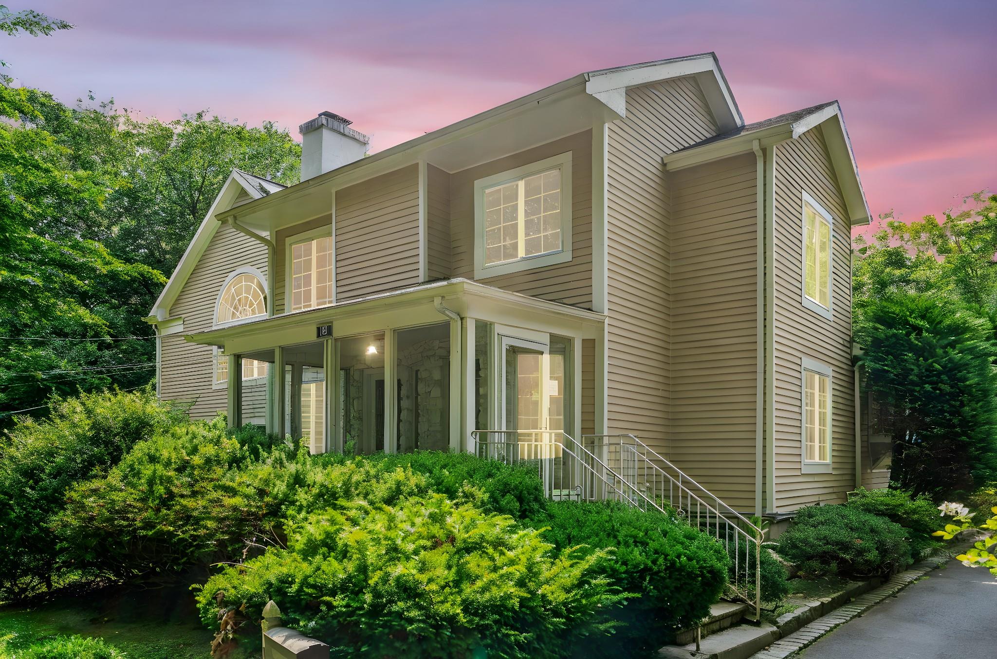Rental Property at Saxon Woods Road, Scarsdale, New York - Bedrooms: 4 
Bathrooms: 3 
Rooms: 8  - $9,500 MO.