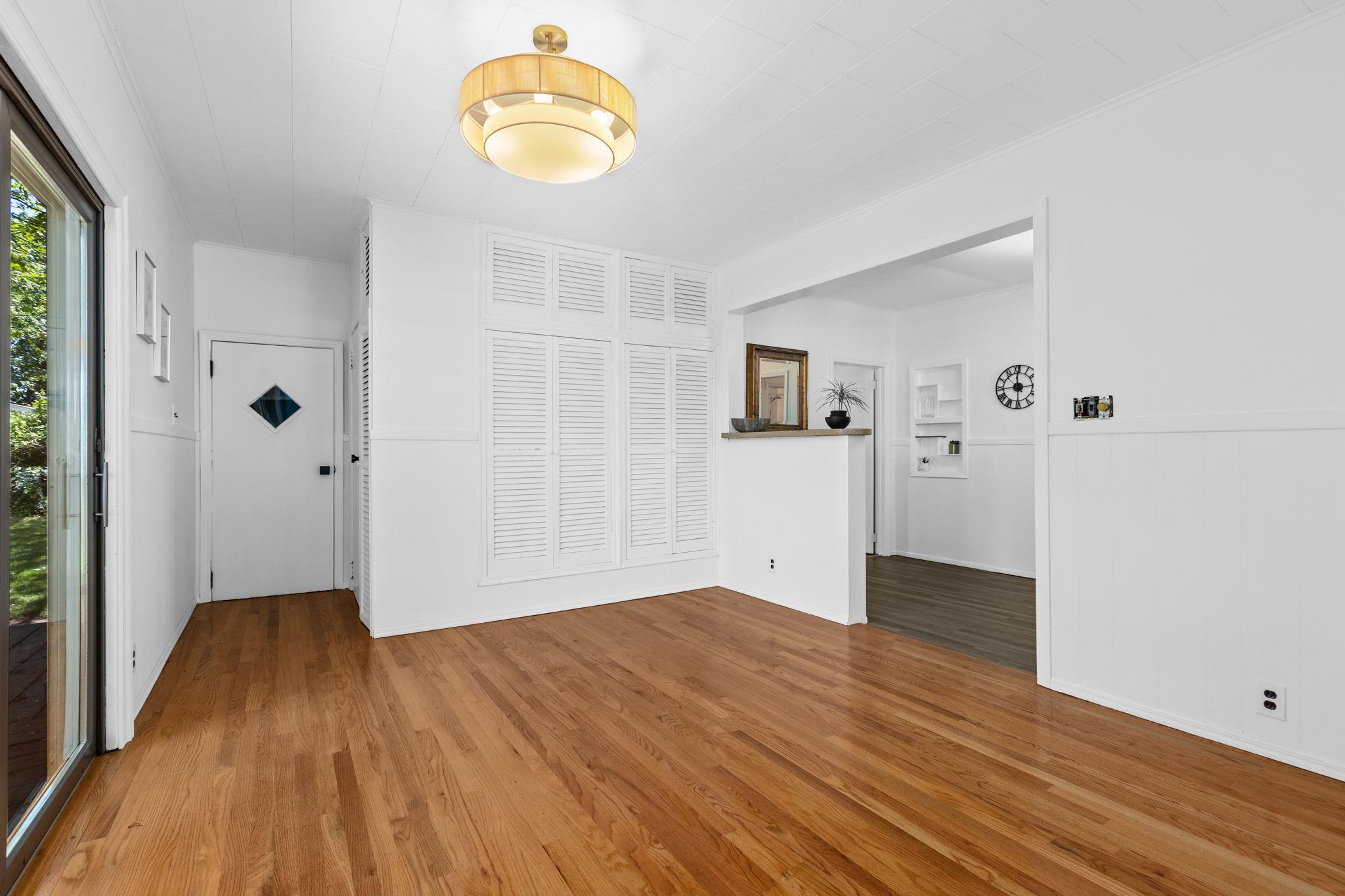25 Bay Street, Bronx, New York image 15