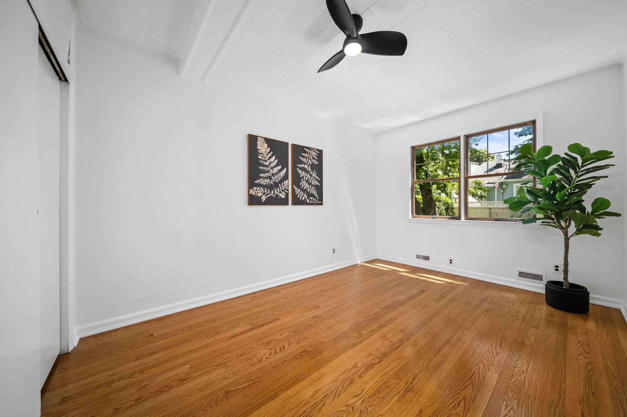 25 Bay Street, Bronx, New York image 10