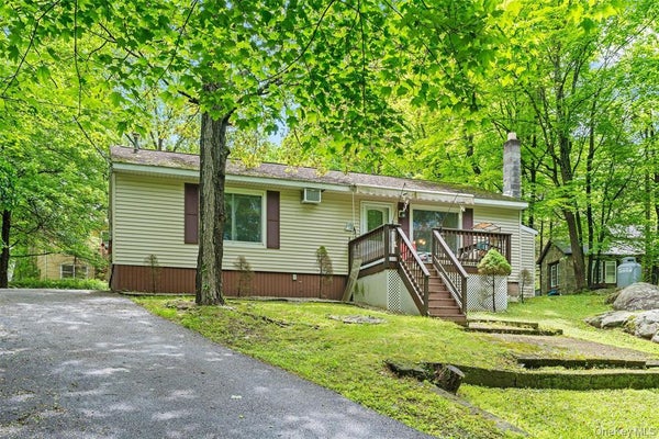 397 MINE RD, MONROE, NY 10950 - Image 1964448fb7838d344a41c9f9a433aa4e/2301659033