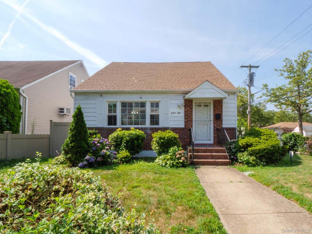 Photo of 257-04 145 Avenue, Rosedale, NY 11422 (MLS # 1006804)