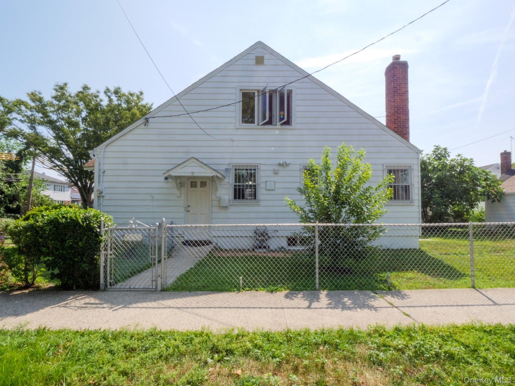 Photo of 257-04 145 Avenue, Rosedale, NY 11422 (MLS # 1006804)
