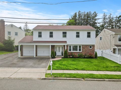 1 Bennett Avenue Huntington NY 11746