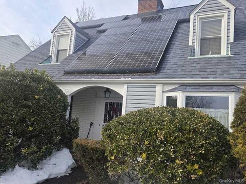 Homes For Sale - 71 Angevine Avenue<br/> Hempstead, NY 11550