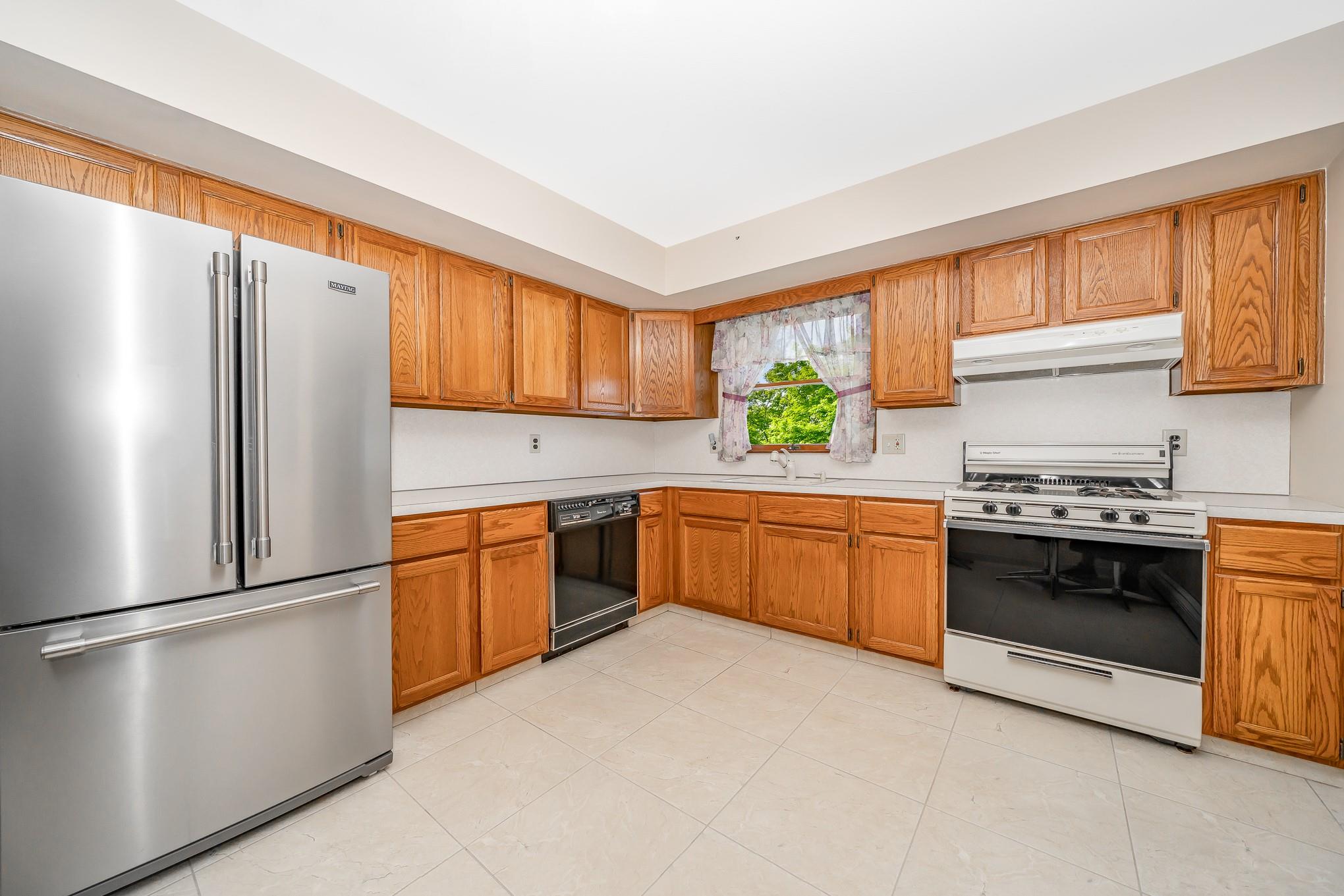 3363 Austin Avenue, Wantagh, New York image 12