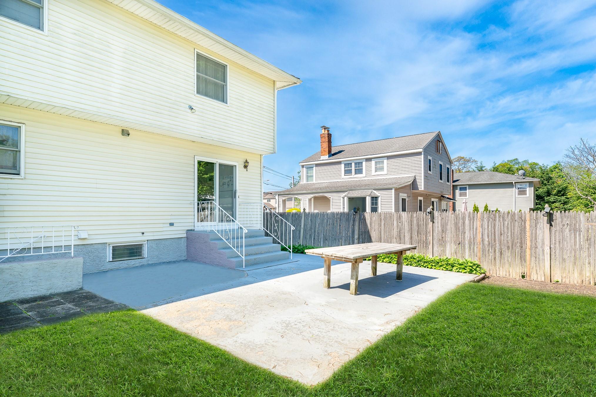 3363 Austin Avenue, Wantagh, New York image 6