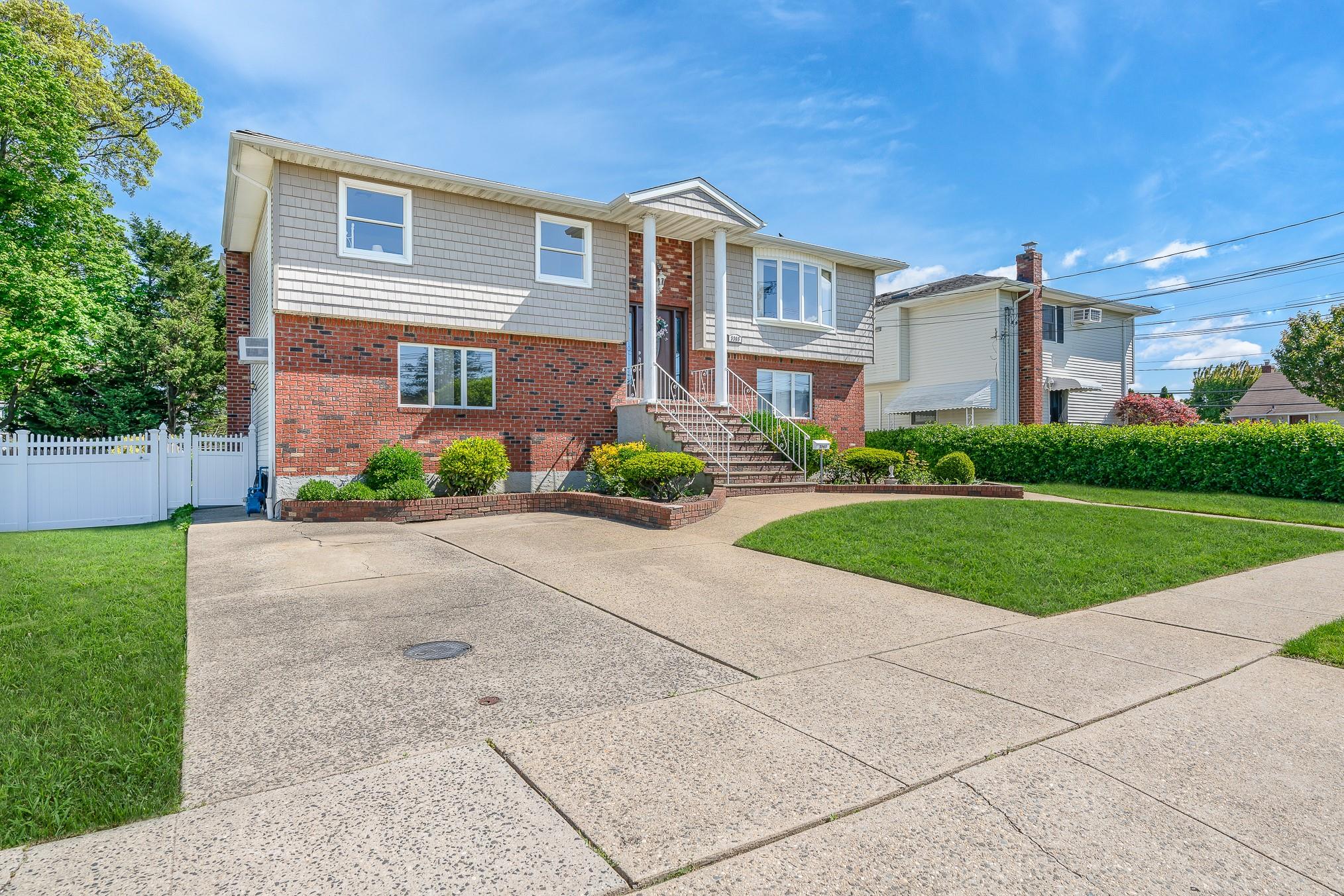 3363 Austin Avenue, Wantagh, New York image 2