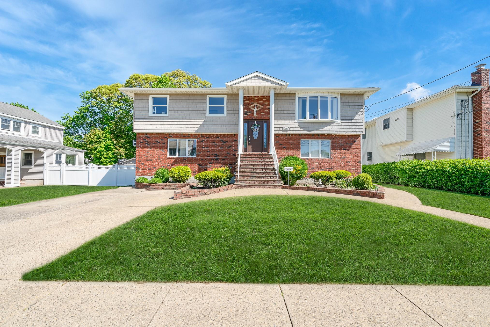 3363 Austin Avenue, Wantagh, New York image 1
