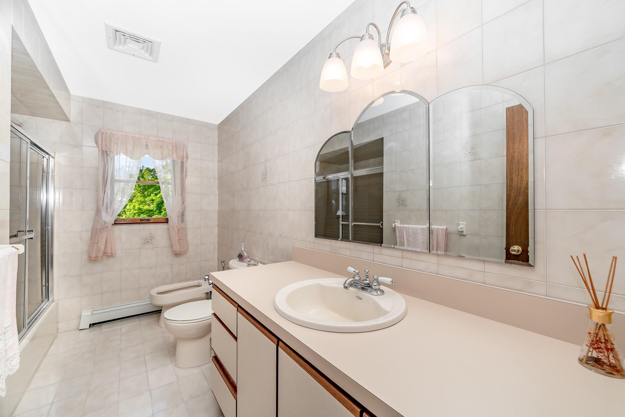 3363 Austin Avenue, Wantagh, New York image 18