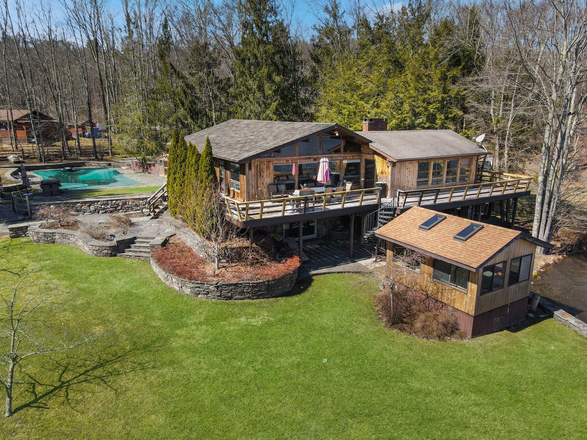 9 Cedar Lane, Swan Lake, New York image 14