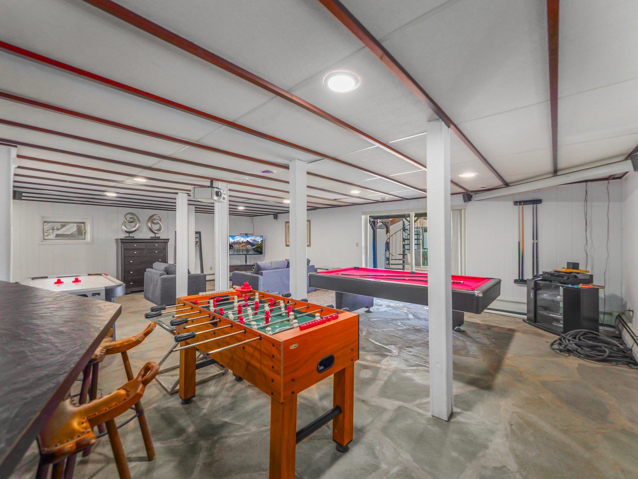 9 Cedar Lane, Swan Lake, New York image 12