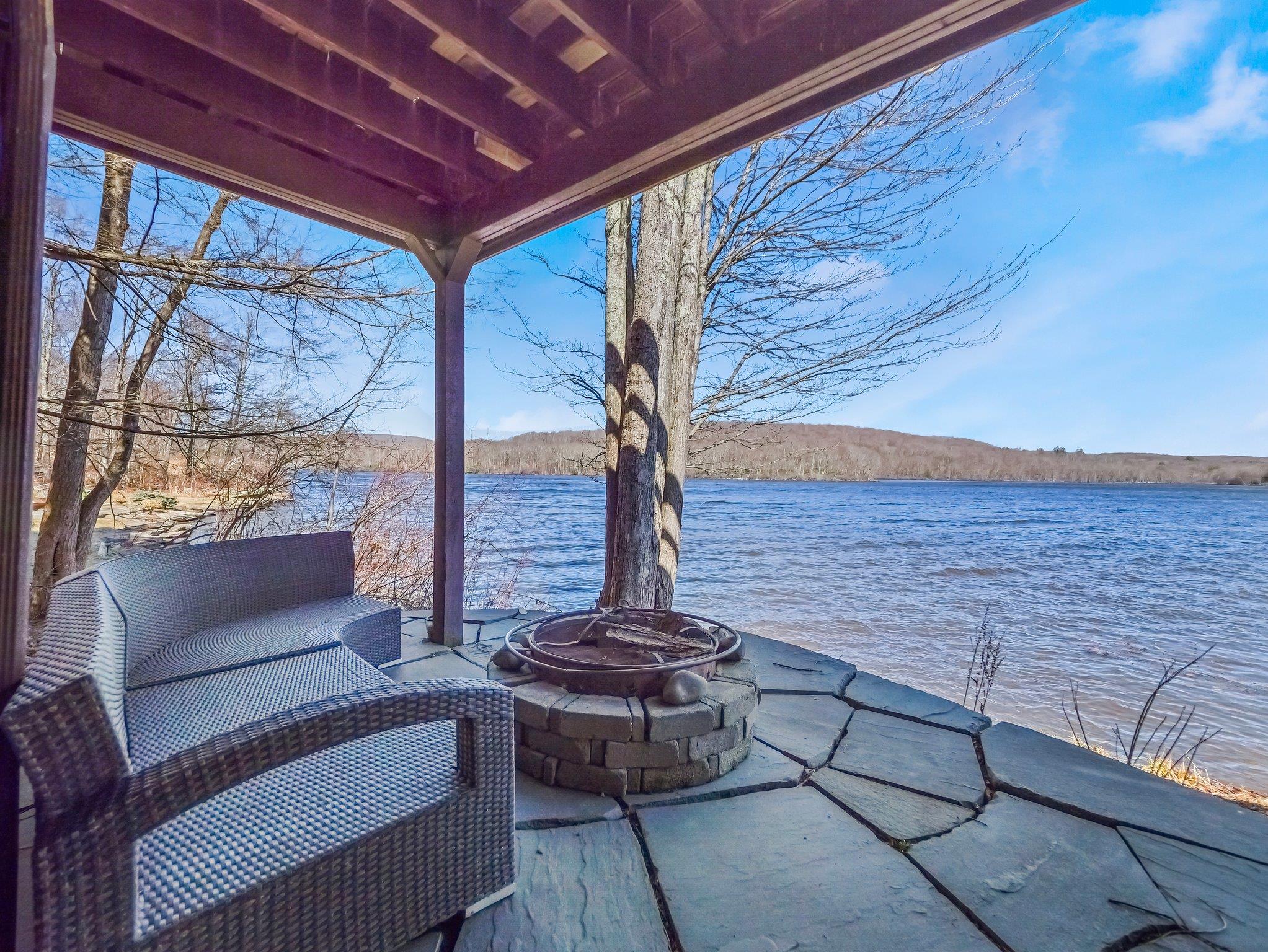 9 Cedar Lane, Swan Lake, New York image 27