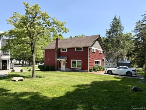 Homes For Rent - 4 Lower Trinity Pass Rd<br/> Pound Ridge, NY 10576