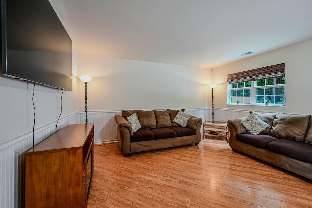 93 Mulberry Commons, Riverhead, New York image 3