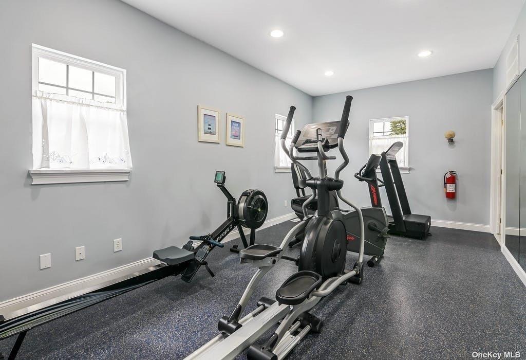 93 Mulberry Commons, Riverhead, New York image 30