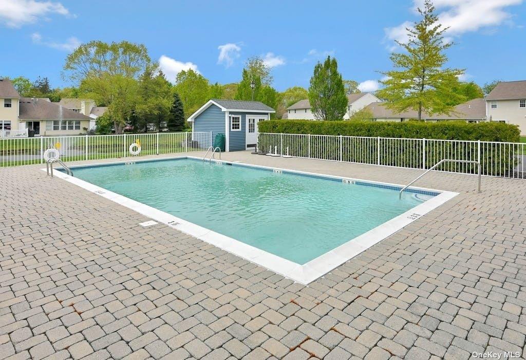 93 Mulberry Commons, Riverhead, New York image 28