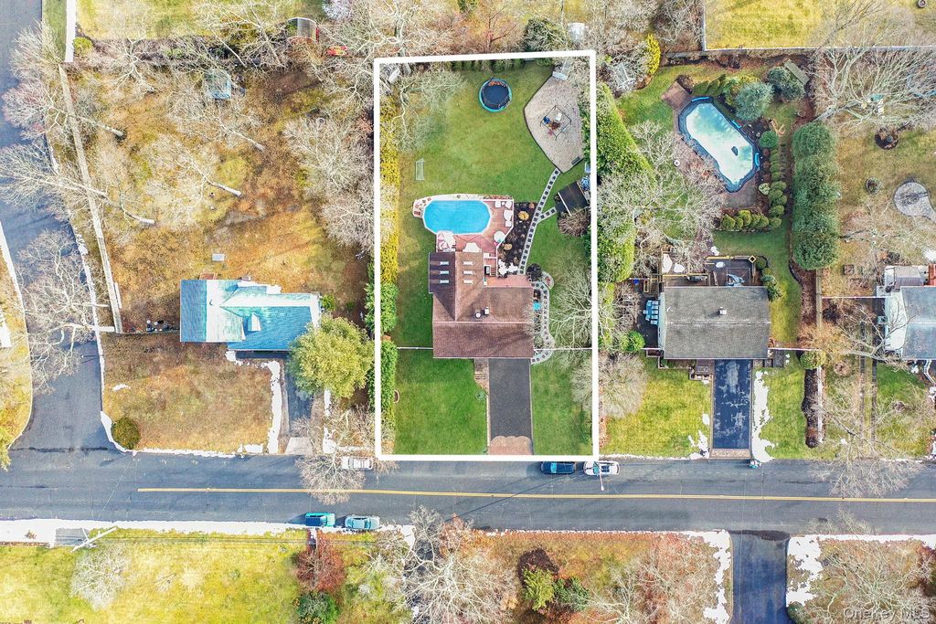 Photo of 131 Joline Road, Port Jefferson, NY 11776 (MLS # 951661)