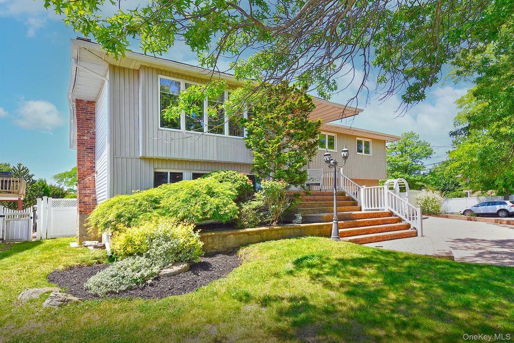 Photo of 2167 Legion Street, Bellmore, NY 11710 (MLS # 1006409)