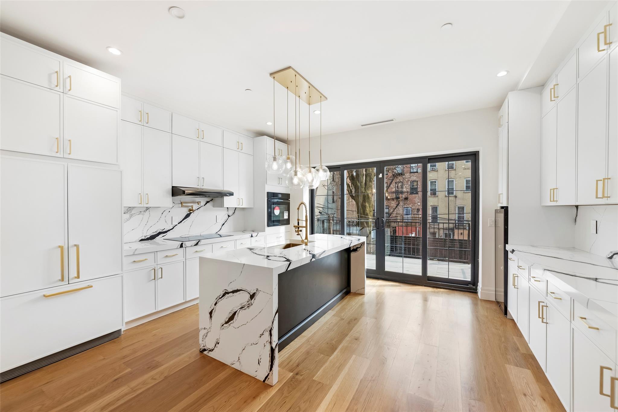 482 Jefferson Avenue