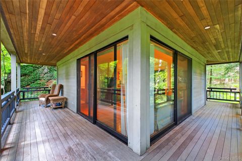 Tiny photo for 16 Gorge Lane, Pound Ridge, NY 10576 (MLS # 885093)