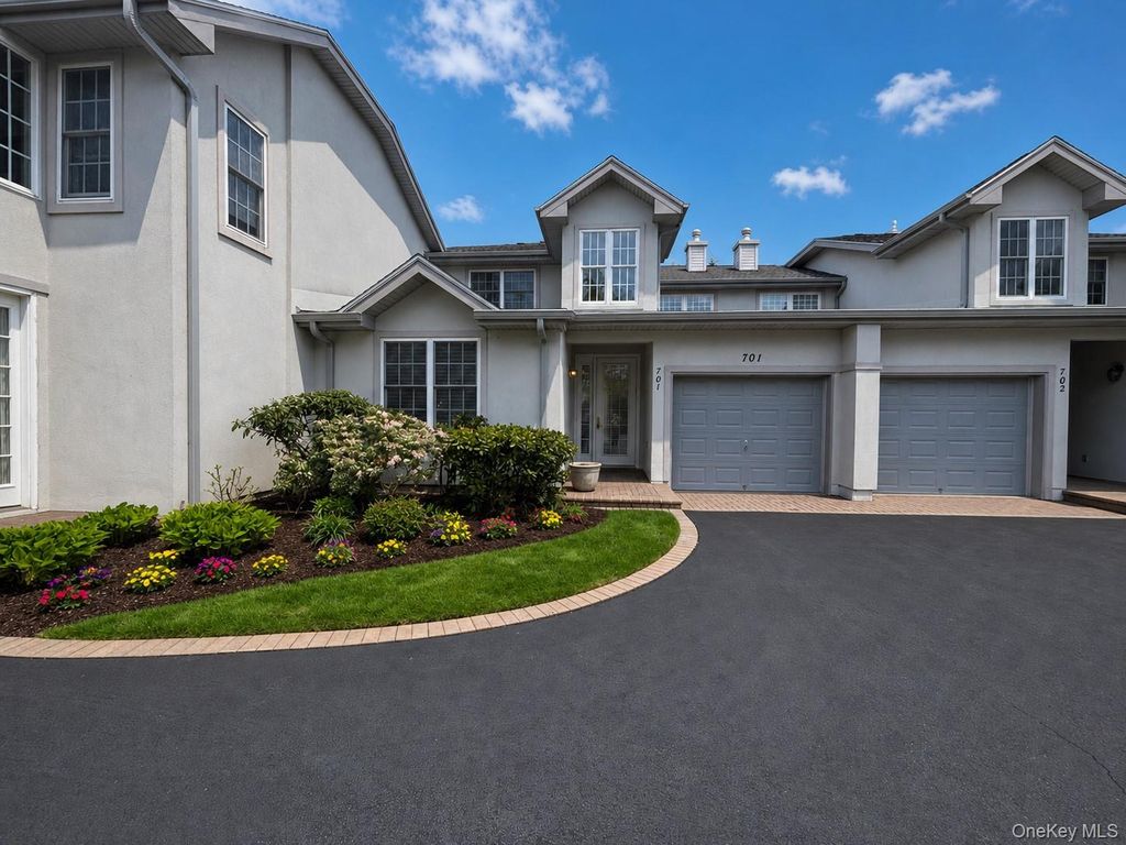 Photo of 701 Balfour Place, Melville, NY 11747 (MLS # 991469)