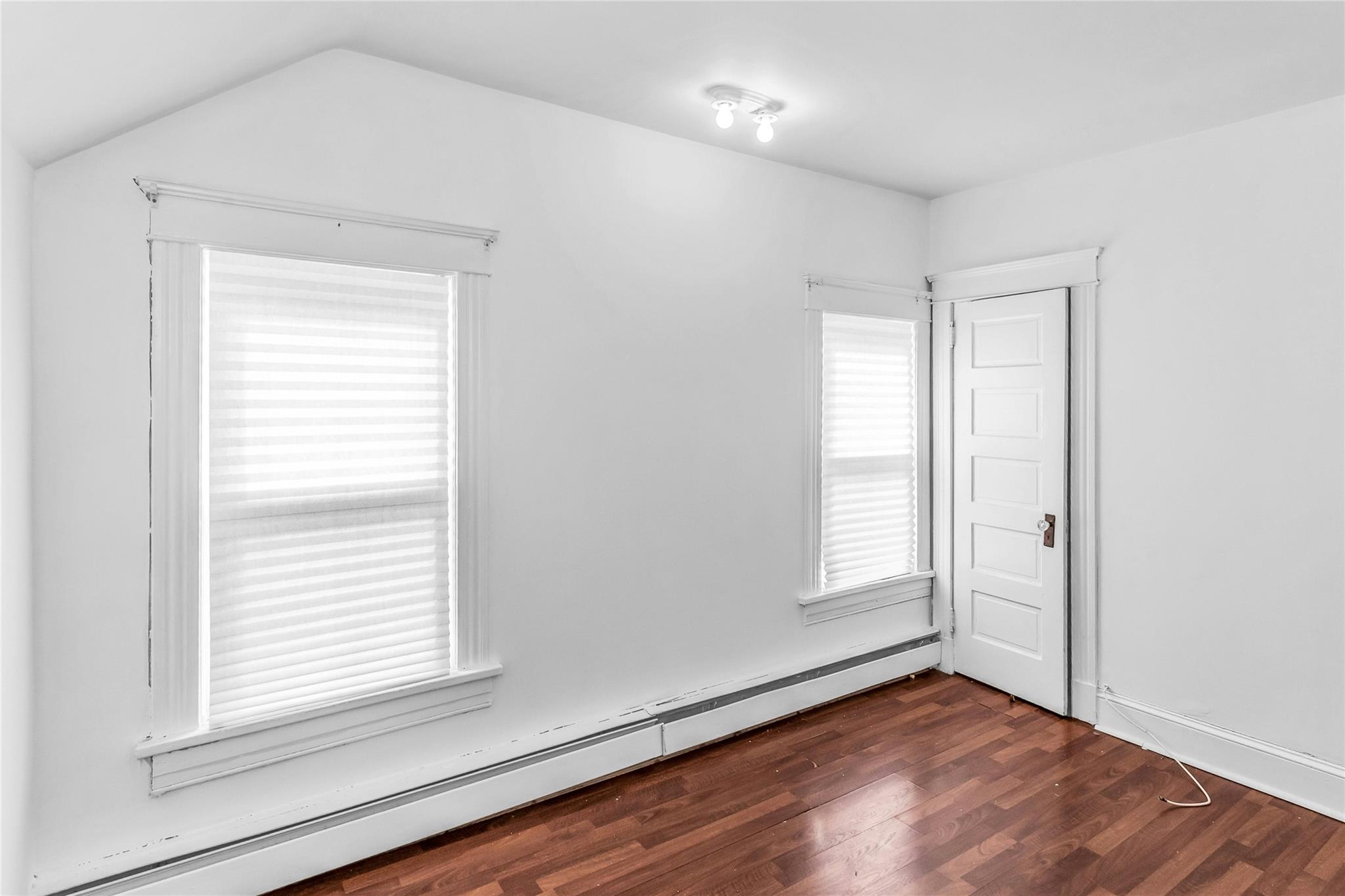 207 Belmont Avenue, Westbury, New York image 23