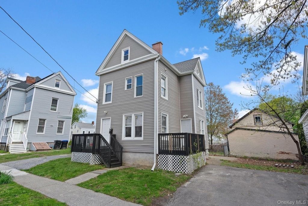 Photo of 80 S Cherry Street, Poughkeepsie, NY 12601 (MLS # 995513)