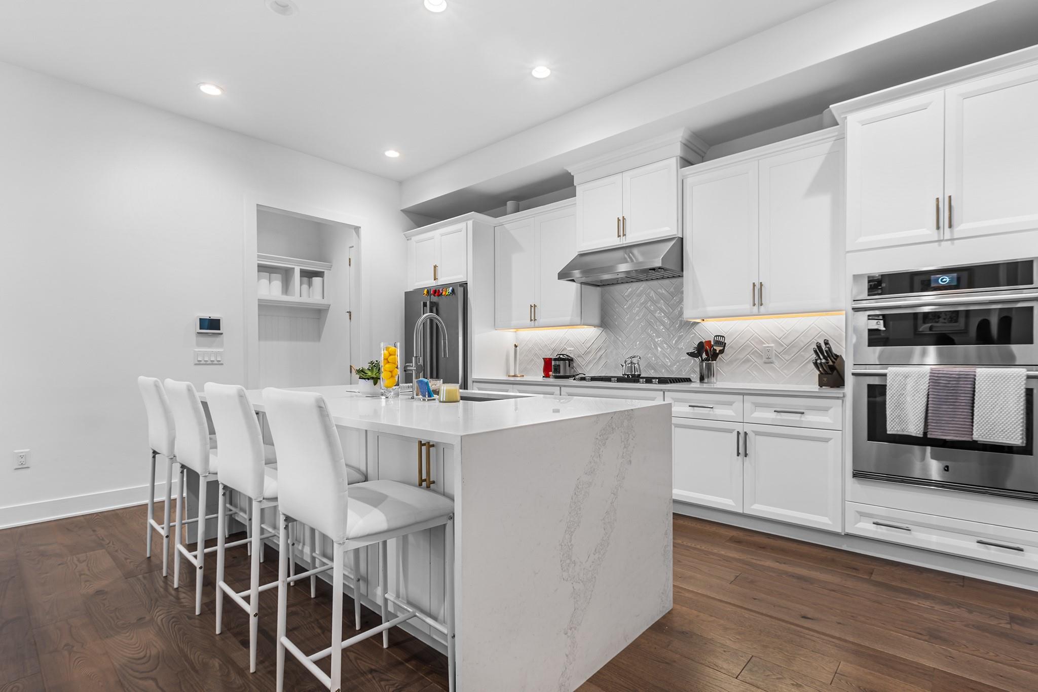 21 Wallace Way, Chappaqua, New York image 11