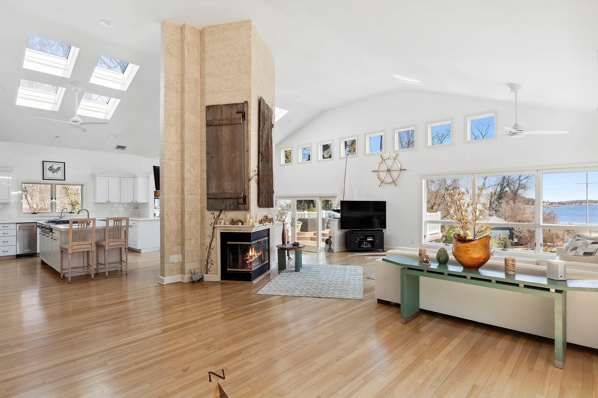 61 Factory Pond Road, Locust Valley, New York image 19