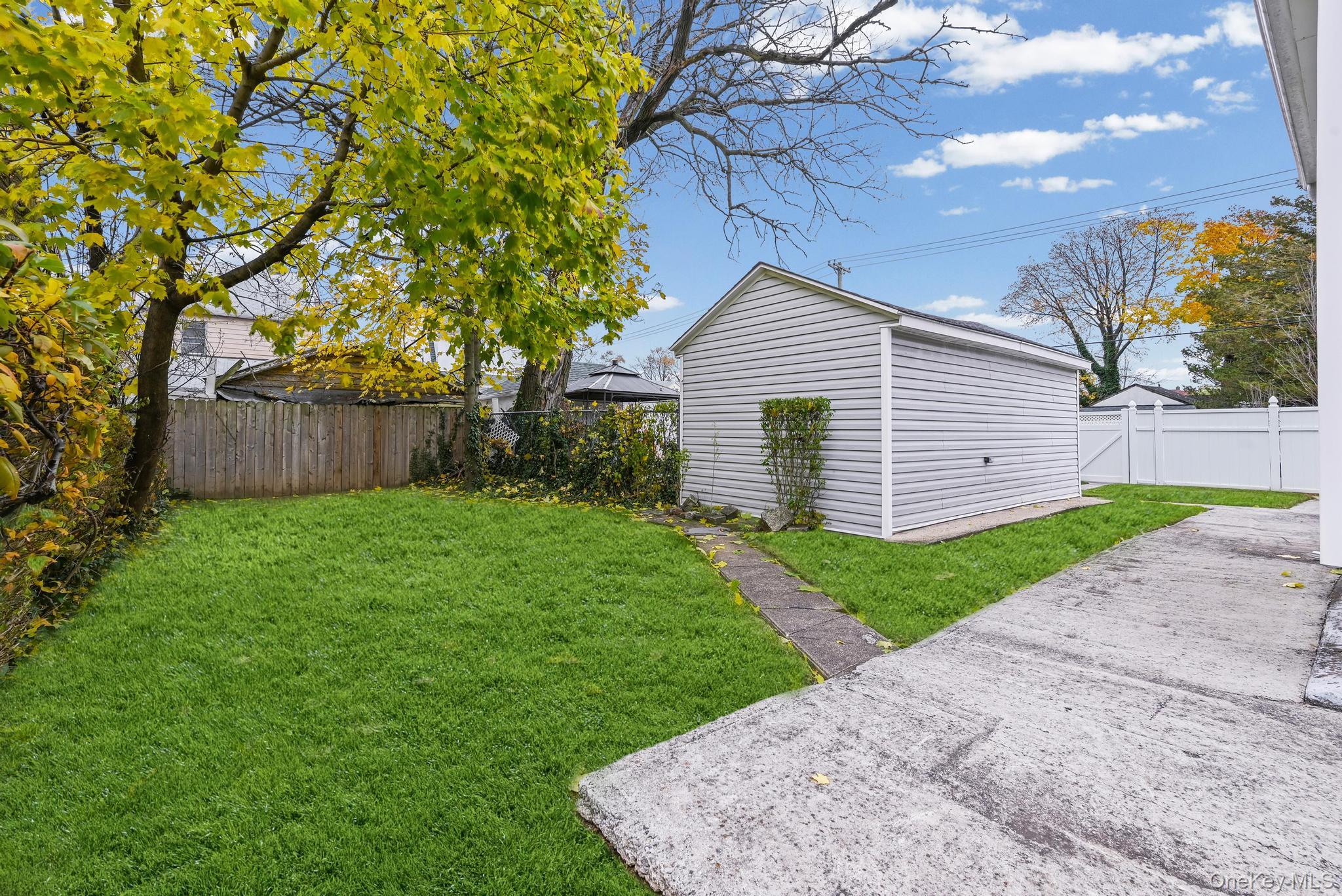 188-31 Lewiston Avenue