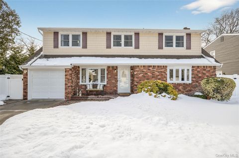 84 Ohio Avenue Massapequa NY 11758