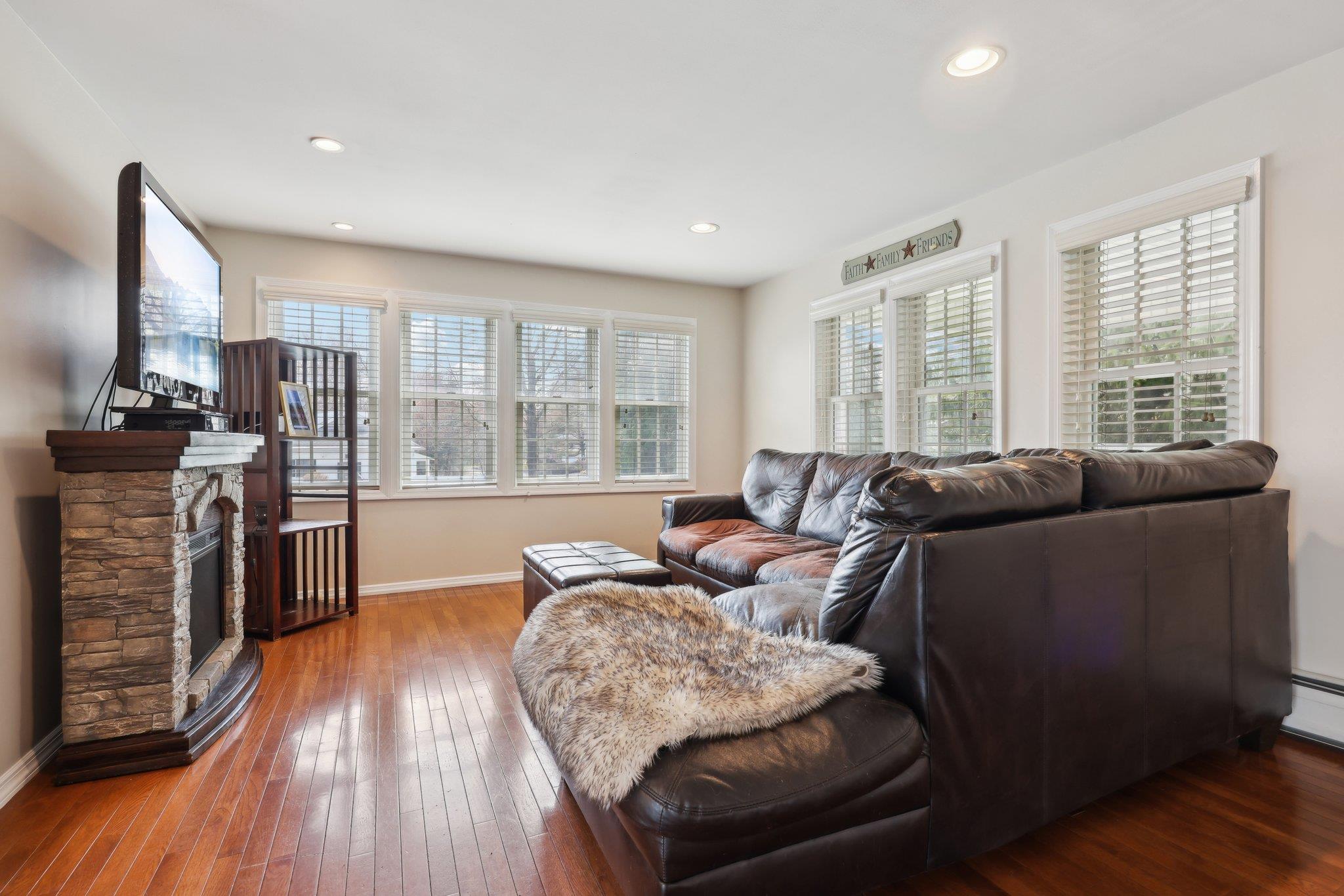 135 Rose Road, West Nyack, New York image 14